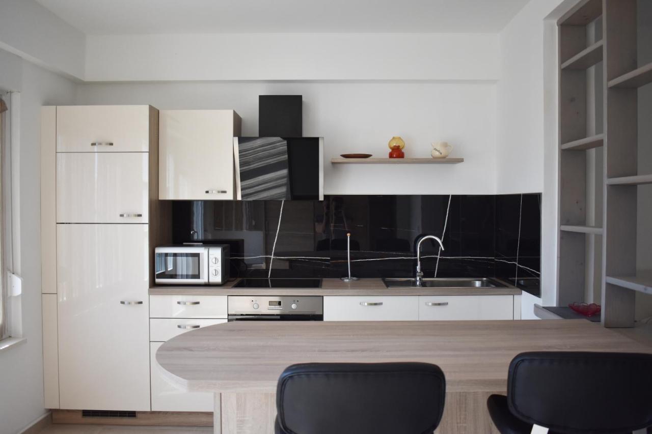 Relax & Enjoy - Marcana Apartments Bagian luar foto