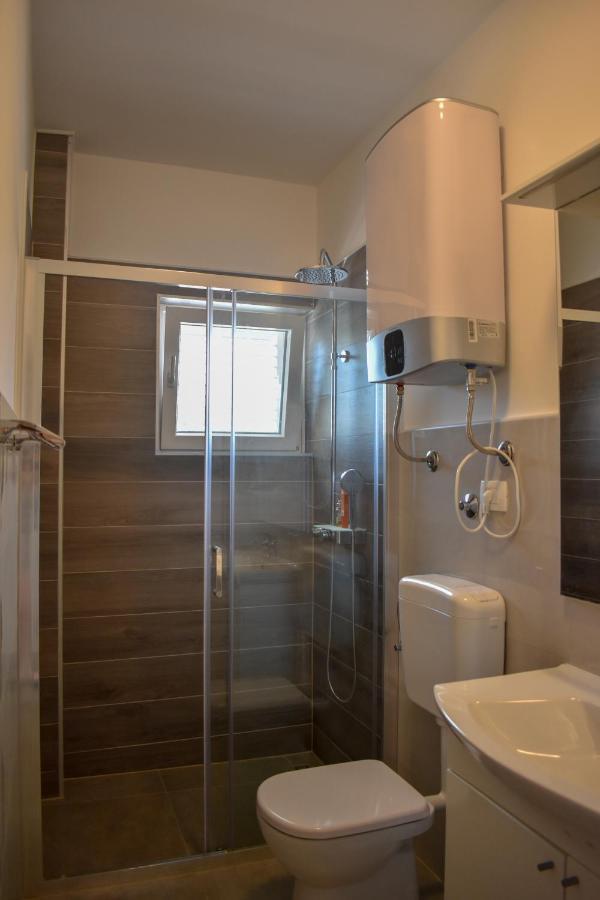 Relax & Enjoy - Marcana Apartments Bagian luar foto
